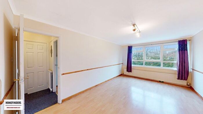 2 Bedroom Flat For Sale In Carnarvon Road, Stratford, E15