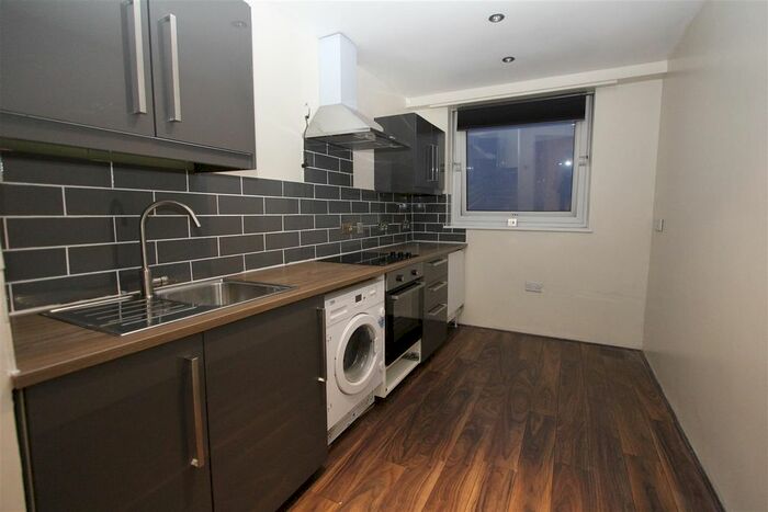 1 Bedroom Flat To Rent In Marlborough Grange, Leeds LS1