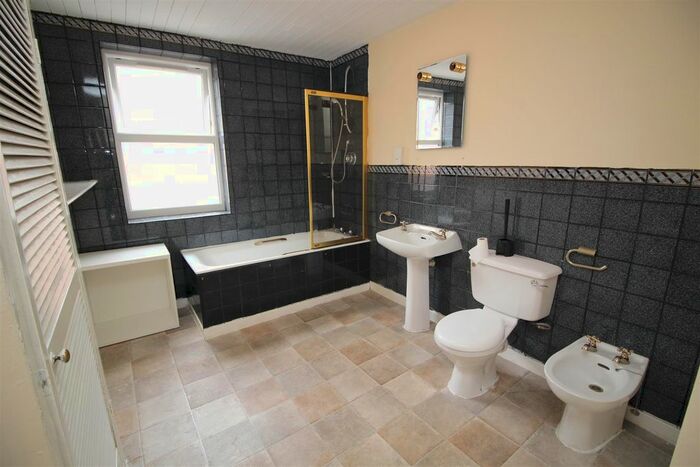 5 Bedroom Terraced House To Rent In Sunbury Avenue, West Jesmond, Newcastle Upon Tyne, NE2