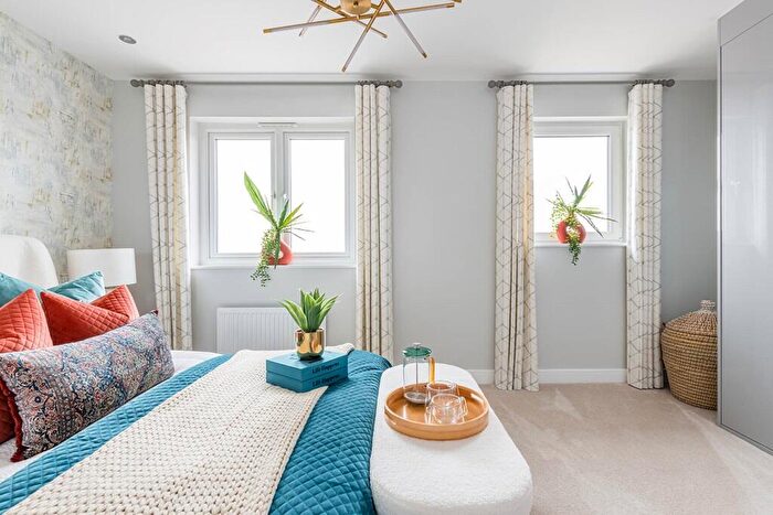 3 Bedroom Terraced House For Sale In Maybury Road, Maybury, Edinburgh, EH12