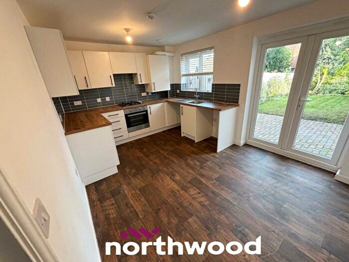 3 Bedroom Semi-Detached House To Rent In Barrier Mews, Stainforth, Doncaster, DN7