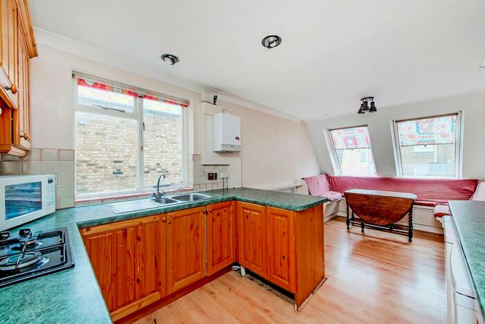 2 Bedroom Maisonette To Rent In Tournay Road, Fulham, London, SW6