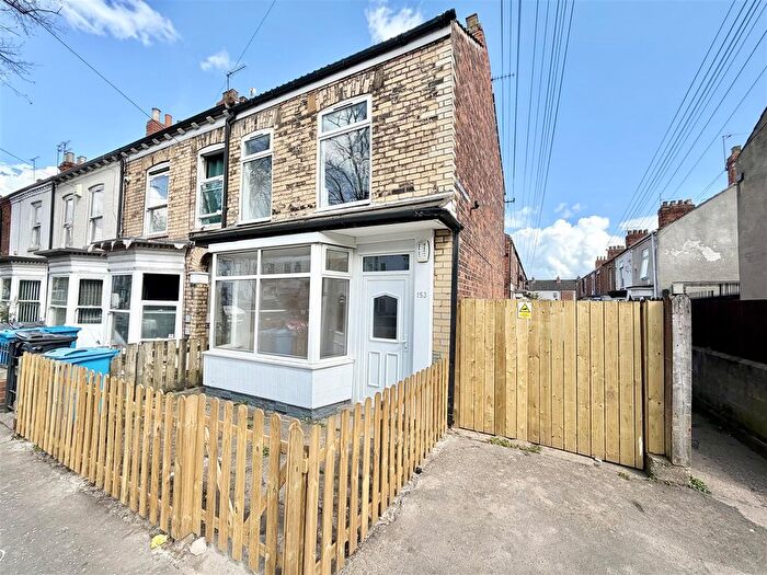 3 Bedroom End Of Terrace House To Rent In St. Georges Road, Hull, HU3