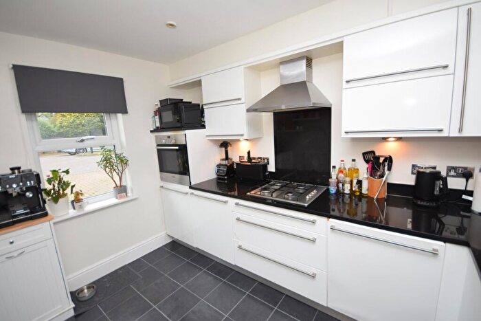 3 Bedroom Terraced House For Sale In Bridge Court, River Lane, Wrecclesham, GU10