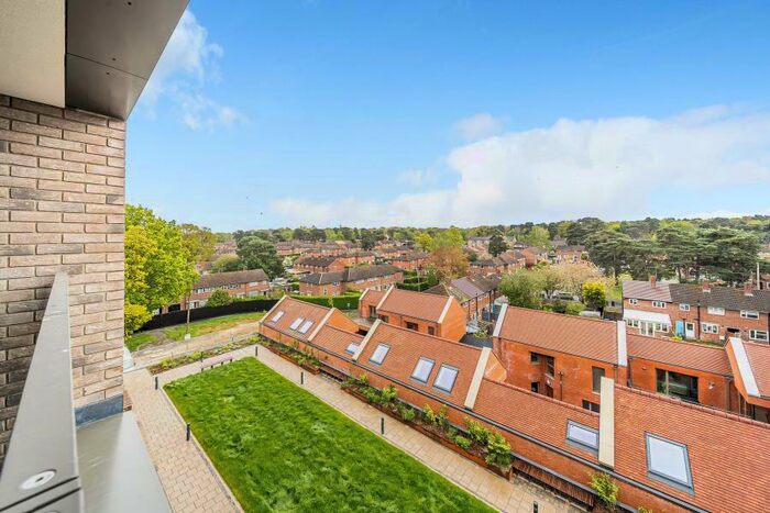 1 Bedroom Retirement Property To Rent In Woking, GU21