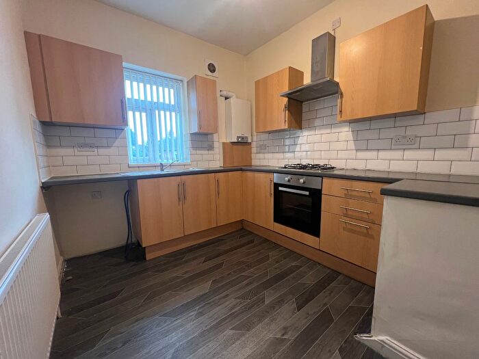 1 Bedroom Flat To Rent In Nora Place, Bramley, LS13