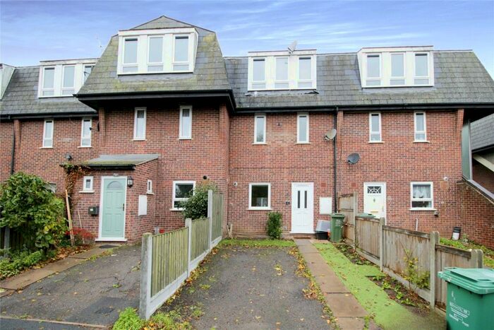 2 Bedroom Terraced House To Rent In Mellow Purgess Close, Basildon, SS15