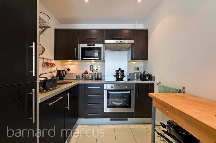 1 Bedroom Apartment To Rent In Hotspur Street, London, SE11