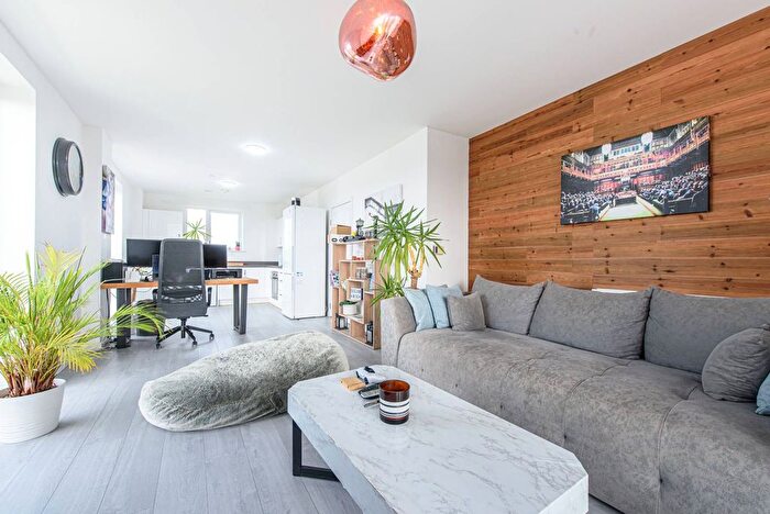 2 Bedroom Flat For Sale In Grahame Park Way, Colindale, London, NW9