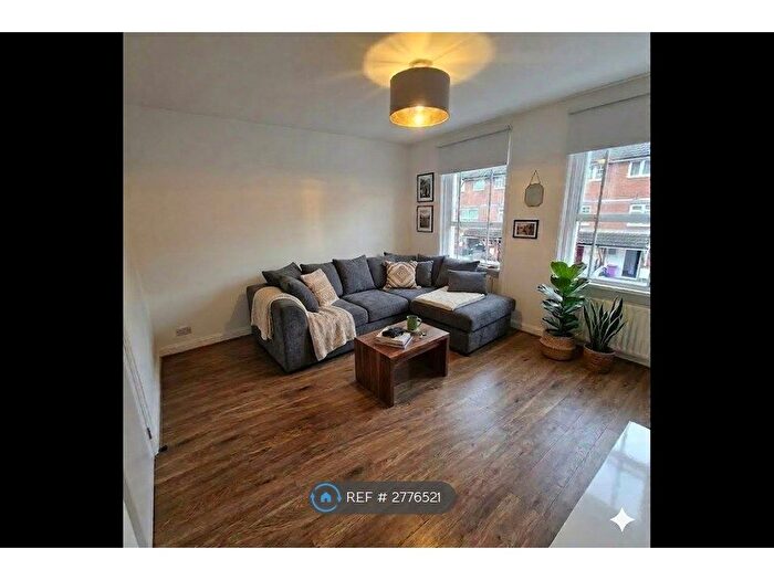 1 Bedroom Flat To Rent In Ashfield Street, London, E1