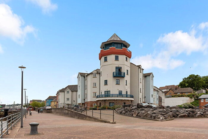 2 Bedroom Apartment For Sale In Eastcliff, Portishead, Bristol, BS20