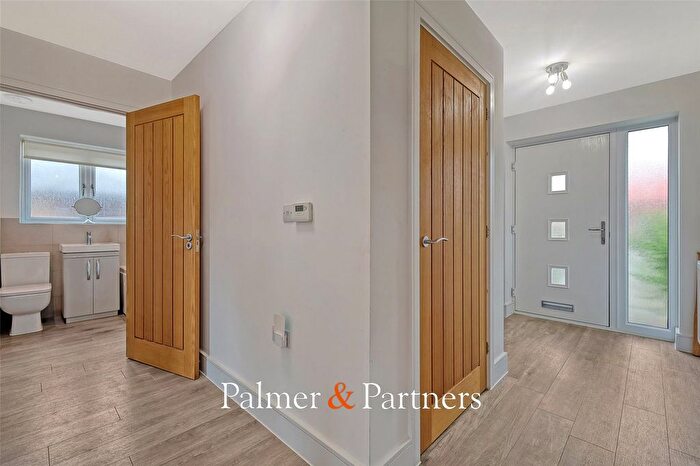 2 Bedroom Bungalow For Sale In Meadow Close, Elmstead, Colchester, Essex, CO7