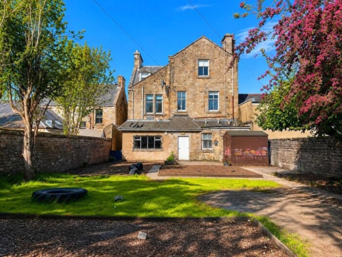8 Bedroom Detached House For Sale In High Street, Kinross, KY13