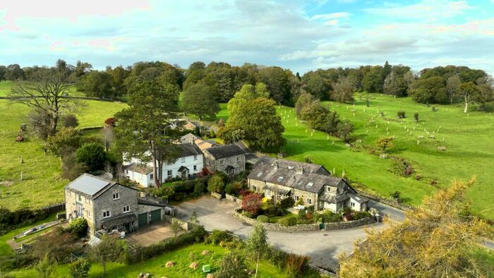 6 Bedroom Character Property For Sale In Burneside, Kendal, LA9