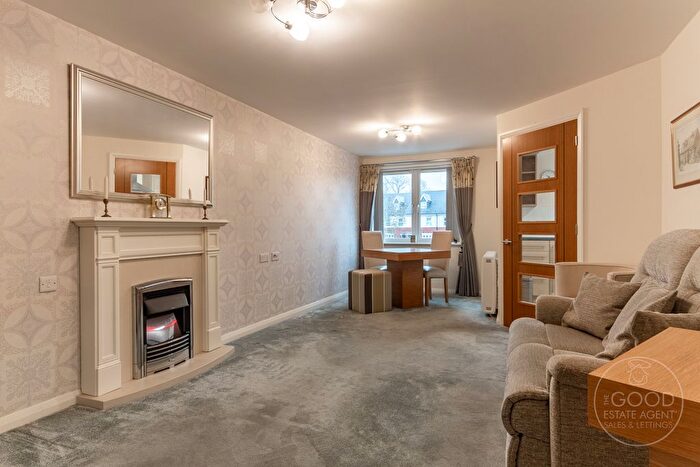 1 Bedroom Flat For Sale In Hanna Court, Handforth, SK9