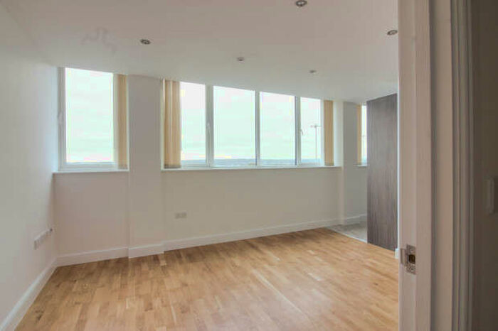 1 Bedroom Apartment To Rent In York Towers 383 York Road, Leeds, LS9