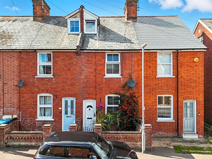 2 Bedroom Terraced House For Sale In Cloverly Road, Ongar, CM5