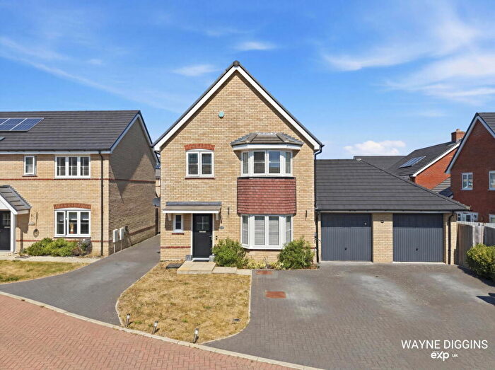 4 Bedroom Detached House For Sale In Furrow Drive, Longwick, Princes Risborough, Buckinghamshire, HP27