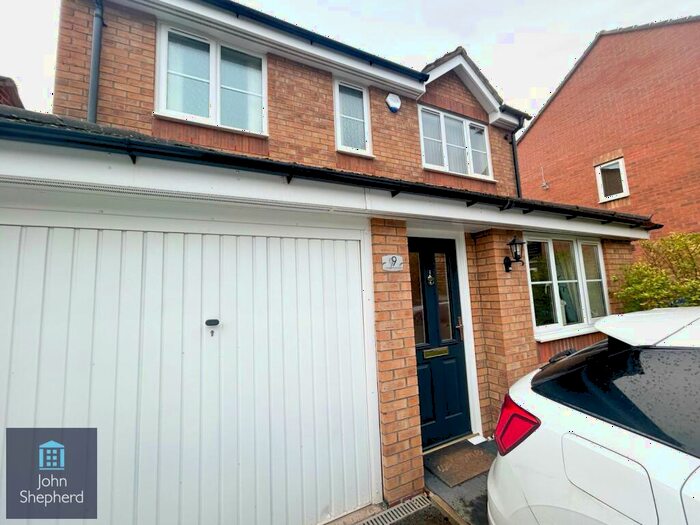3 Bedroom Detached House To Rent In George Wood Avenue, Oldbury, West Midlands, B69