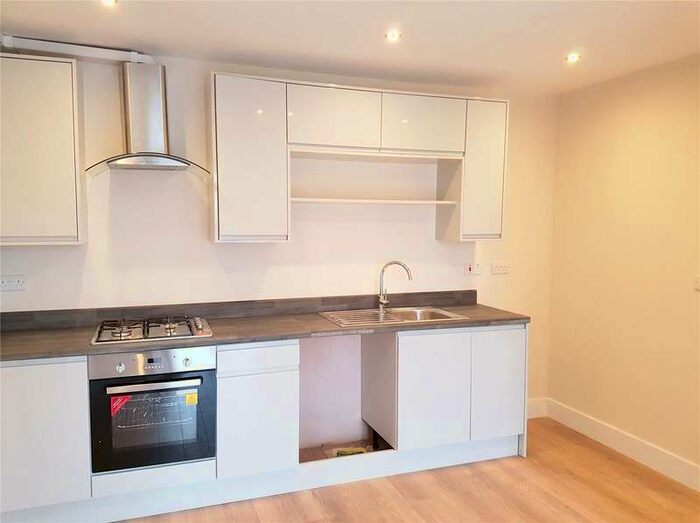 2 Bedroom Apartment To Rent In Marketfield Road, Redhill, Surrey, RH1