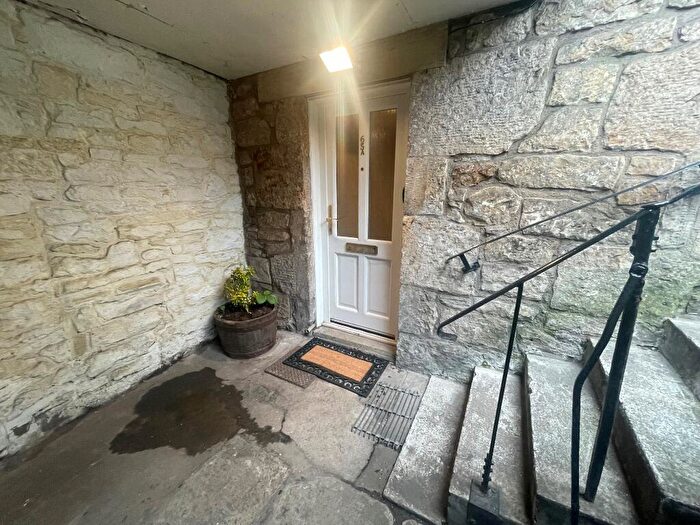 2 Bedroom Flat To Rent In Broughton Street, New Town, Edinburgh, EH1