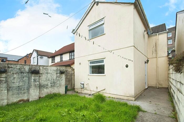 3 Bedroom Detached House For Sale In America Place, Porth, CF39