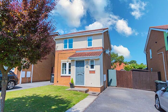 3 Bedroom Detached House For Sale In Merefields, Irthlingborough, NN9
