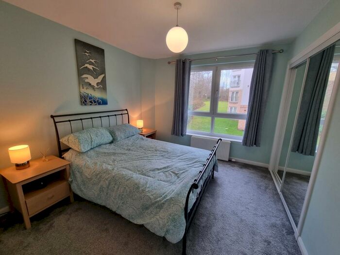 2 Bedroom Flat To Rent In Shaw Crescent, Aberdeen, AB25