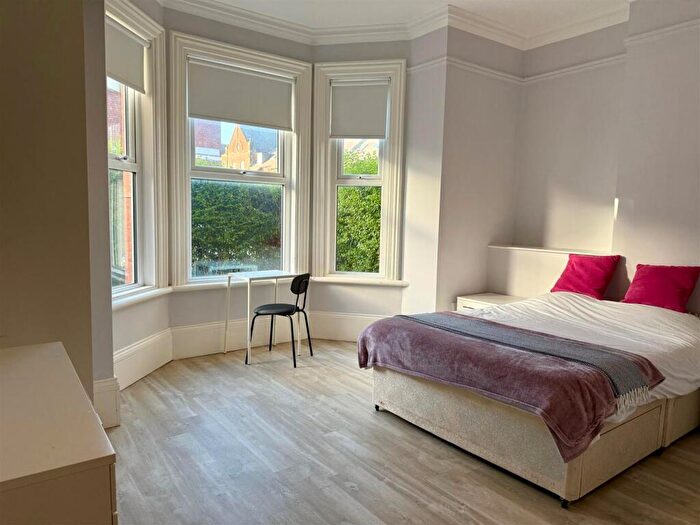 2 Bedroom Apartment To Rent In Manor House Road, Jesmond, NE2