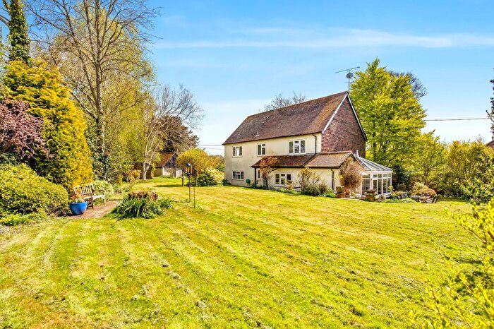 4 Bedroom Detached House For Sale In Church Road, Upper Farringdon, GU34