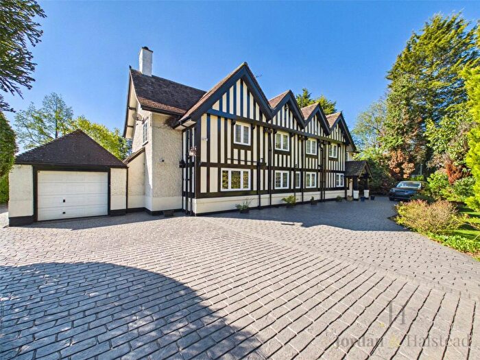 5 Bedroom Detached House To Rent In Adlington Road, Wilmslow, Cheshire, SK9