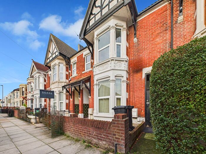 2 Bedroom Flat To Rent In Oriel Road, Portsmouth, PO2