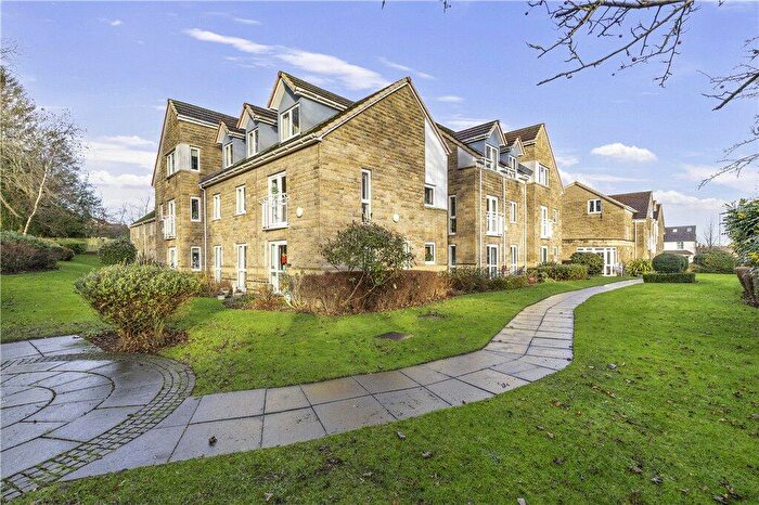 2 Bedroom Apartment For Sale In Brownberrie Lane, Horsforth, Leeds, West Yorkshire, LS18