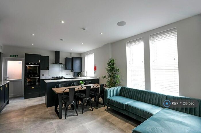 6 Bedroom Terraced House To Rent In Connaught Road, Liverpool, L7