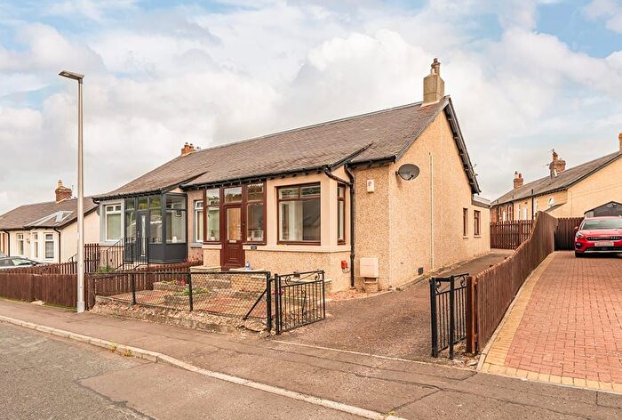 3 Bedroom Villa For Sale In Gordon Street, Easthouses, Dalkeith, EH22