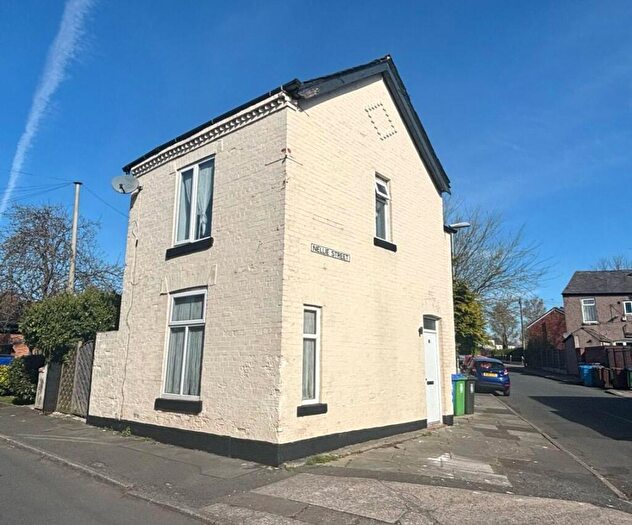 3 Bedroom Detached House To Rent In Nellie Street, Heywood, Greater Manchester, OL10