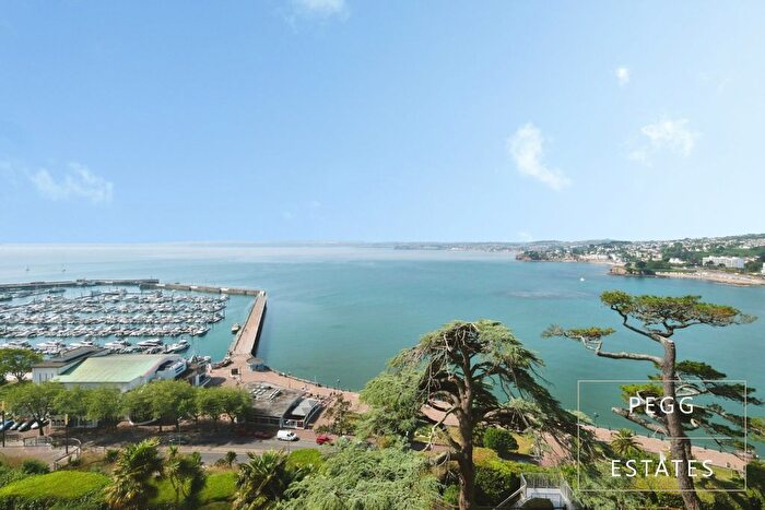 2 Bedroom Flat For Sale In Masts, Torquay, TQ2