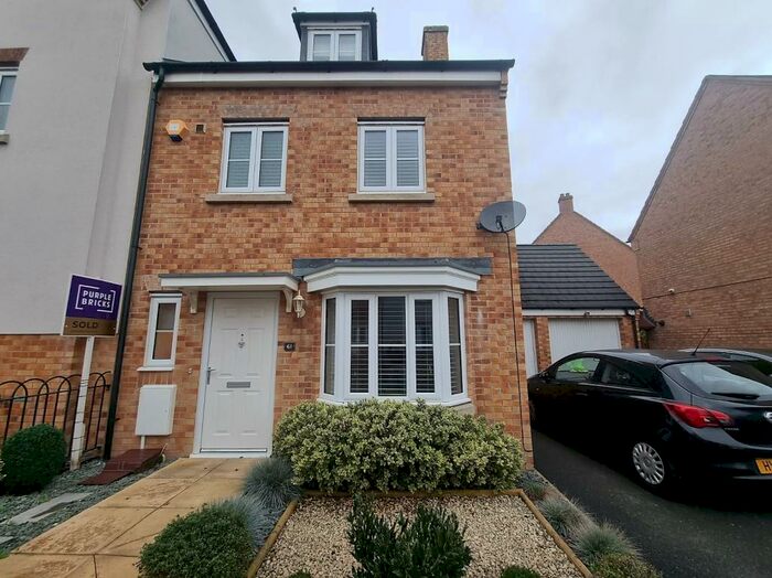 4 Bedroom House To Rent In Savernake Drive, Corby, NN18