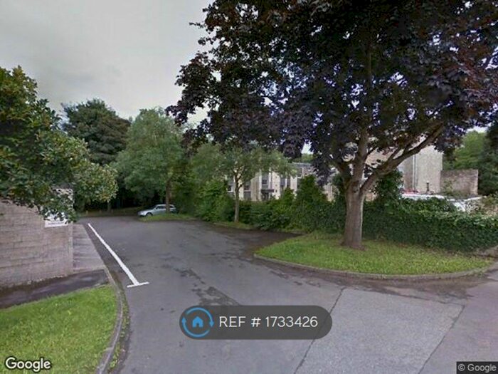 2 Bedroom Flat To Rent In Lamont House, Bath, BA1