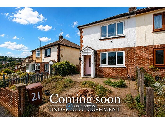 2 Bedroom Semi Detached House To Rent In Mill Lane, Chatham, ME5