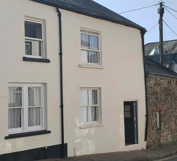 2 Bedroom Terraced House To Rent In Duke Street, South Molton, EX36