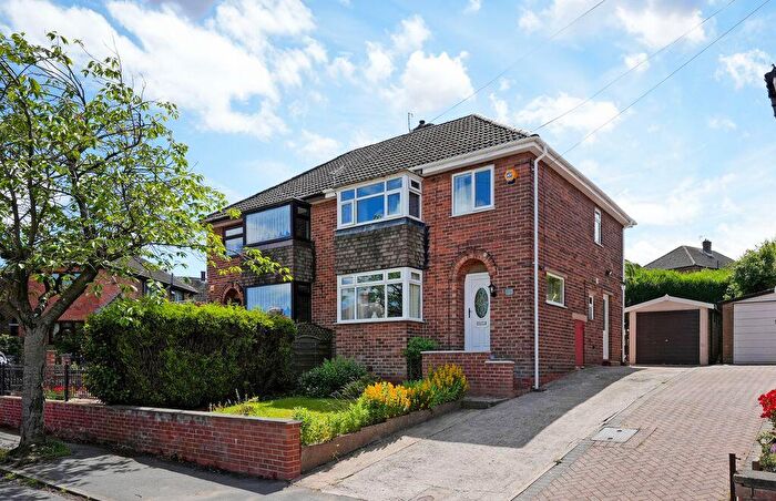 3 Bedroom Semi-Detached House For Sale In Lowburn Road, Richmond, Sheffield, S13