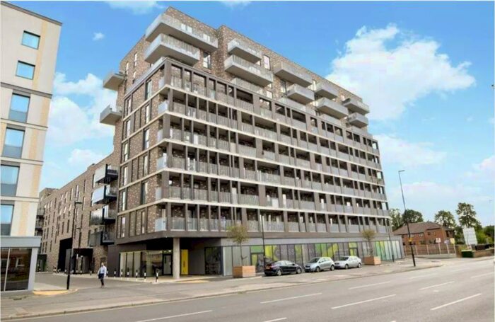 1 Bedroom Apartment To Rent In Windsor Road, Slough, SL1