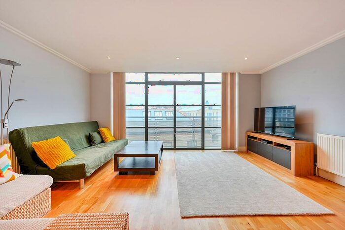 1 Bedroom Flat To Rent In Point Wharf Lane, Brentford, TW8