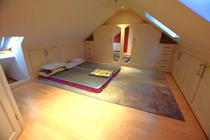 1 Bedroom House Of Multiple Occupation To Rent In Talbot Gardens, Ilford, London, IG3