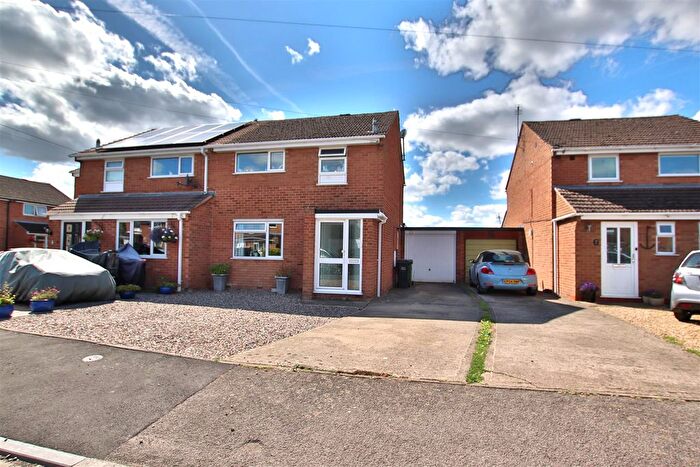 3 Bedroom Semi Detached House To Rent In Plantation Crescent, Bredon, Tewkesbury, GL20