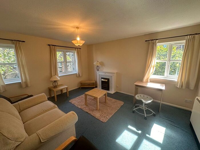1 Bedroom Flat To Rent In Tytler Gardens, Abbeyhill, Edinburgh, EH8