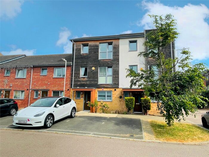 4 Bedroom Terraced House To Rent In Lady Jane Place, Dartford, Kent, DA1