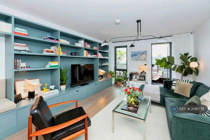 2 Bedroom Penthouse To Rent In Chatham Place, London, E9