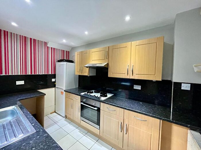 2 Bedroom Flat To Rent In Asher Street, Gateshead, NE9